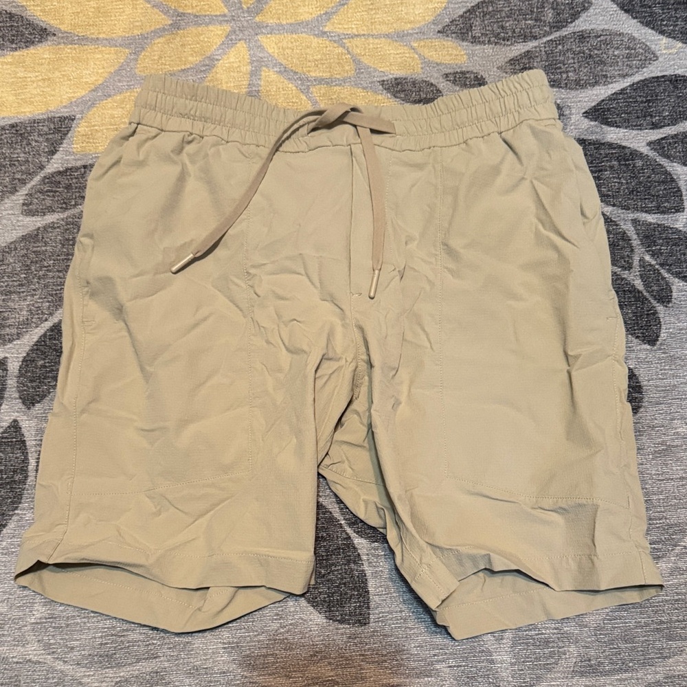 lululemon athletica Men's Beige Athletic Shorts